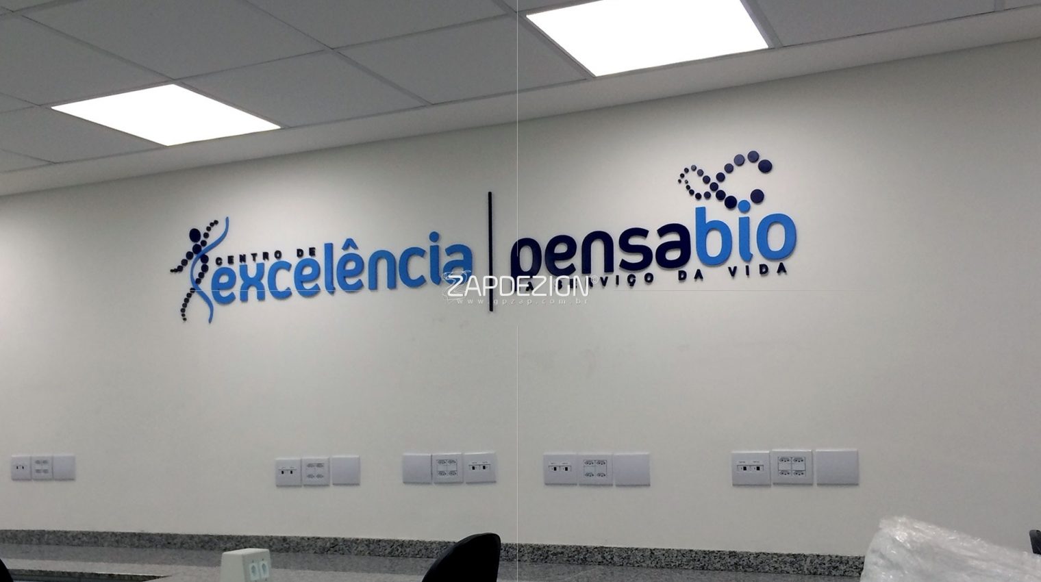 letra caixa logotipos